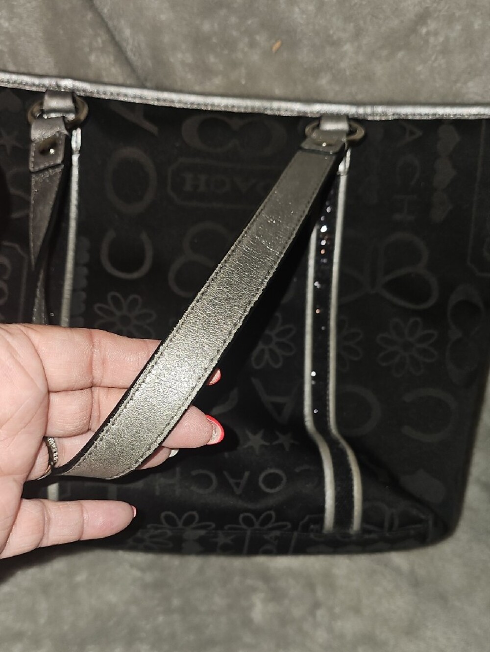 Coach  Poppy Tote Silver - Picture 5 of 7